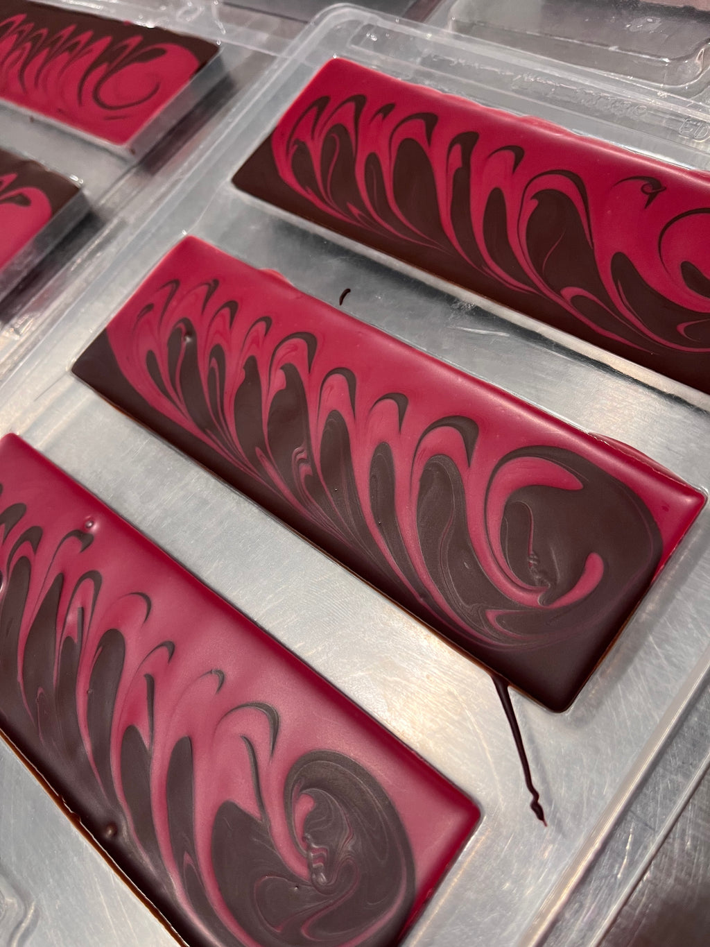 Swirl Chocolate Bars 2oz